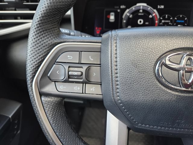 Used 2025 Toyota Sequoia Limited w/ Tow Technology Package AWD/4WD image 25
