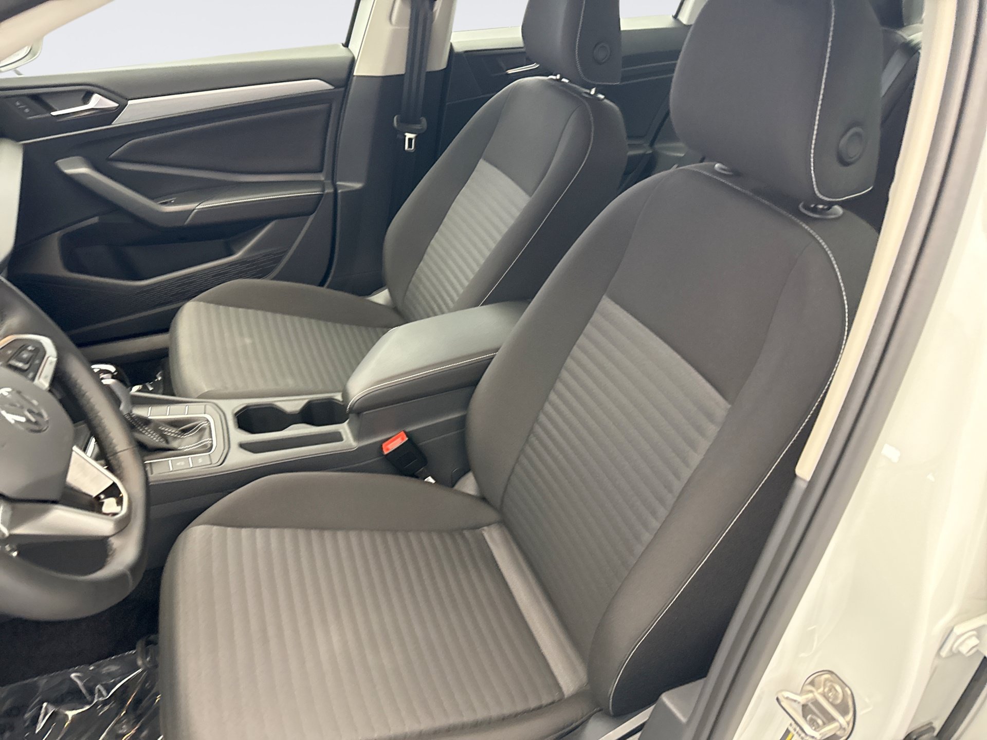 Used 2025 Volkswagen Jetta S FWD image 11