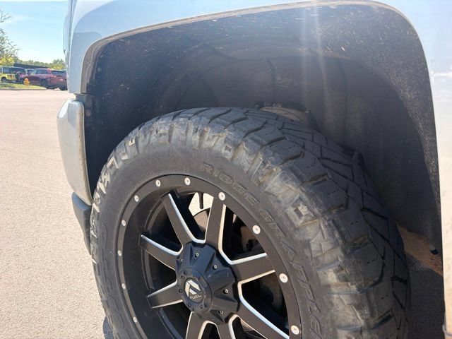 Used 2018 Chevrolet Silverado 1500 LT w/ All Star Edition AWD/4WD image 17
