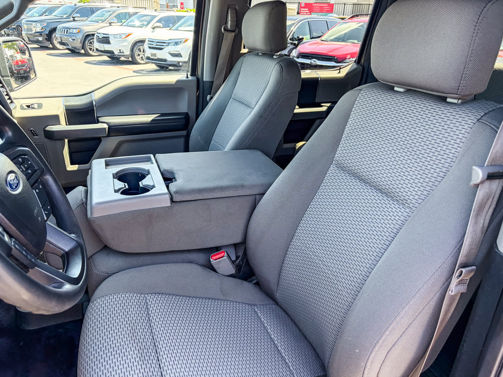 Used 2017 Ford F150 XLT image 16