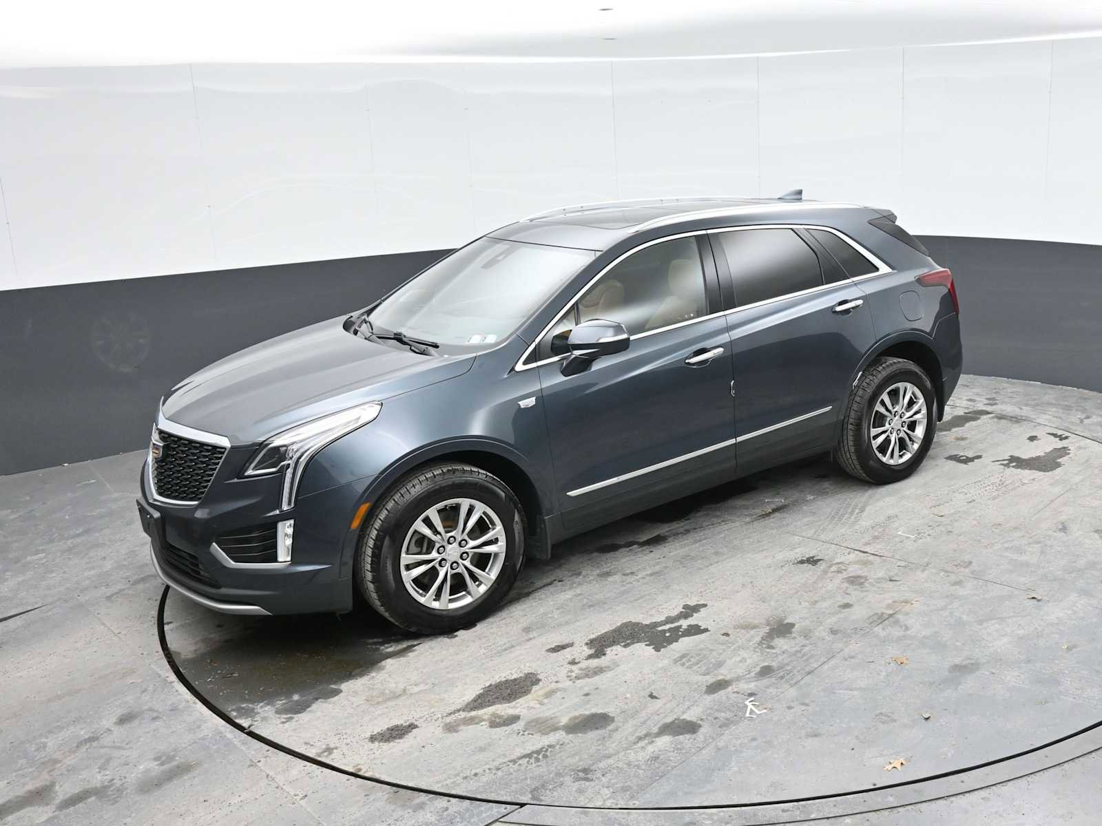 Used 2020 Cadillac XT5 Premium Luxury AWD/4WD image 36