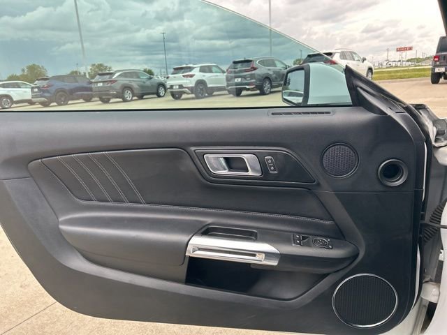 Used 2020 Ford Mustang Premium image 14