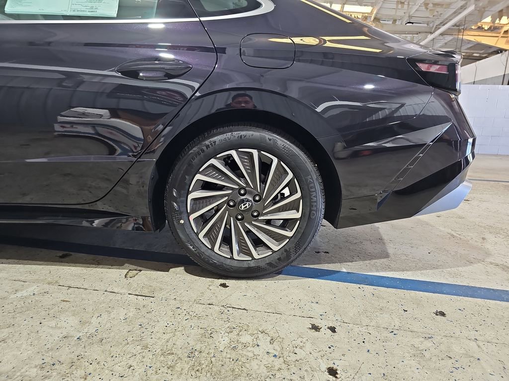 New 2026 Hyundai Sonata SEL FWD image 31