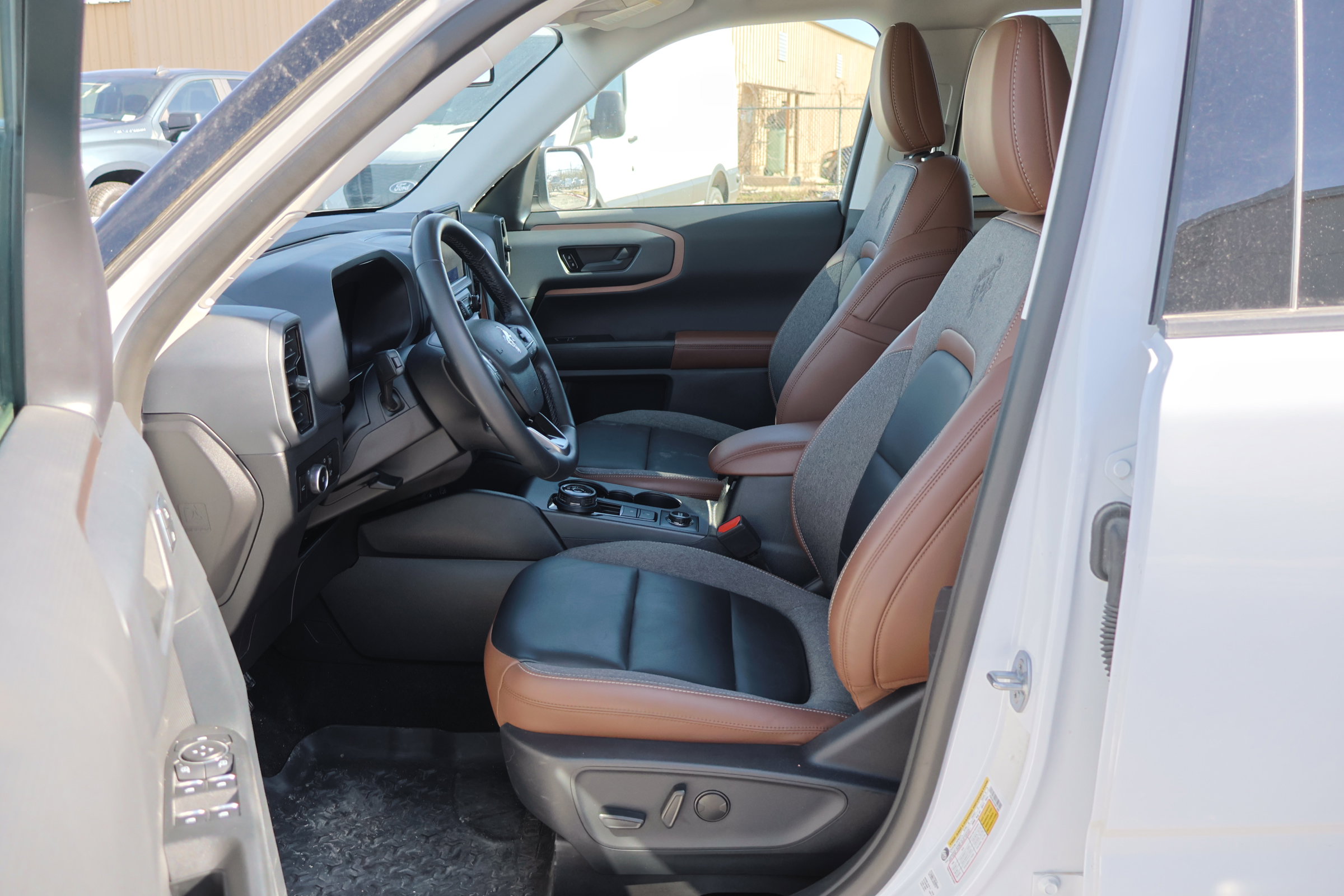 Certified 2024 Ford Bronco Sport Outer Banks image 13