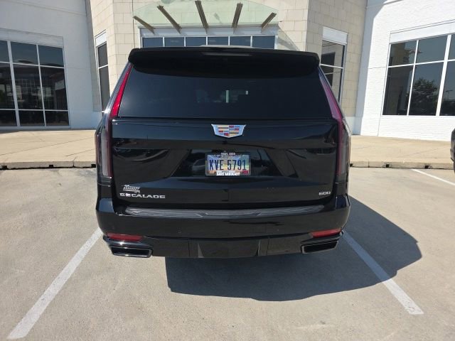 Used 2023 Cadillac Escalade Sport Platinum AWD/4WD image 6