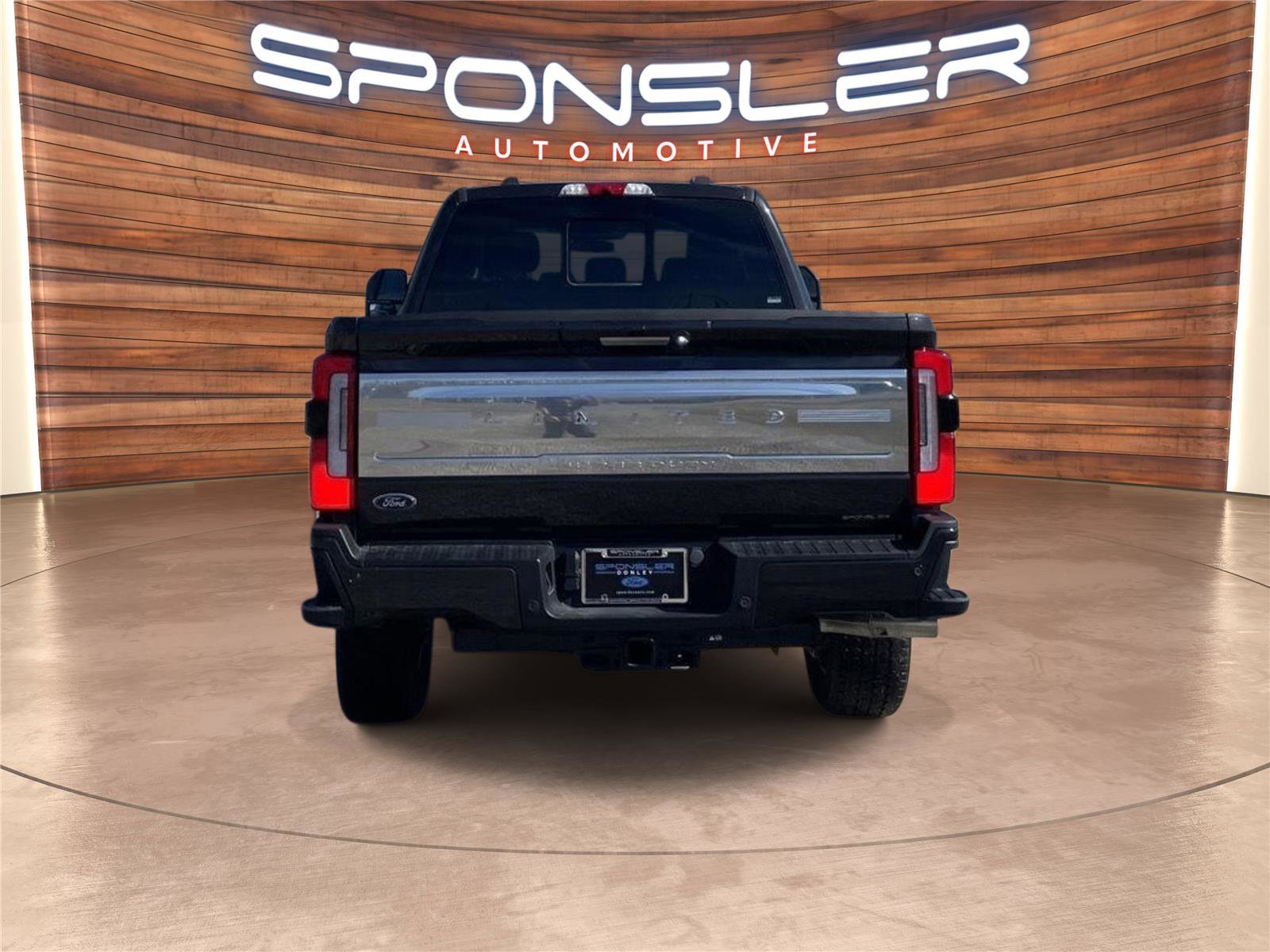 Used 2024 Ford F250 Limited w/ FX4 Off-Road Package image 5