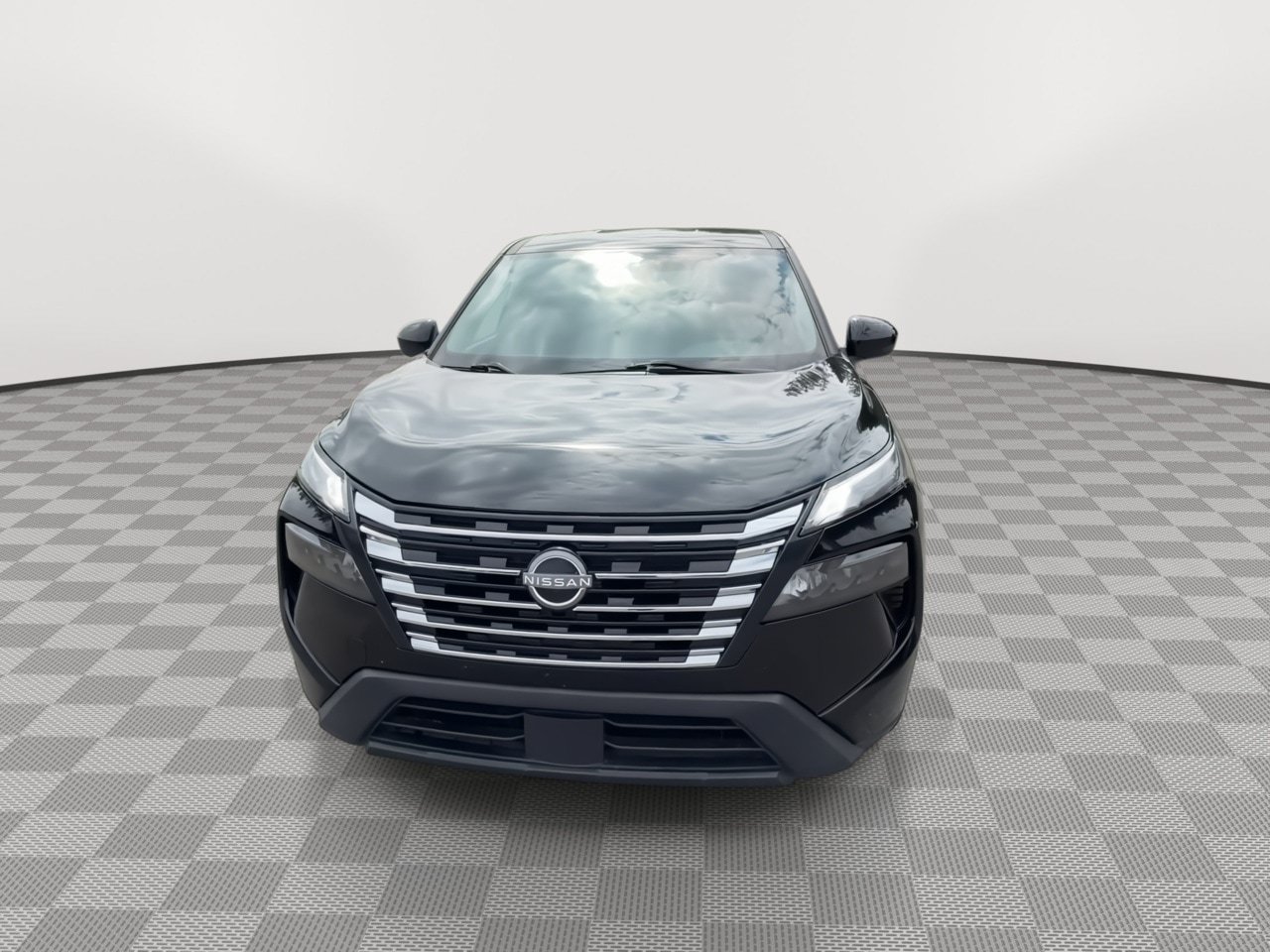 Used 2024 Nissan Rogue SV AWD/4WD image 3