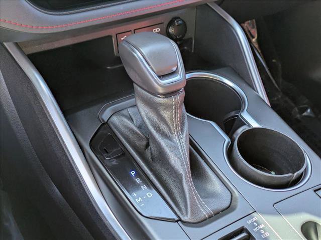 Used 2023 Toyota Highlander XSE AWD/4WD image 12