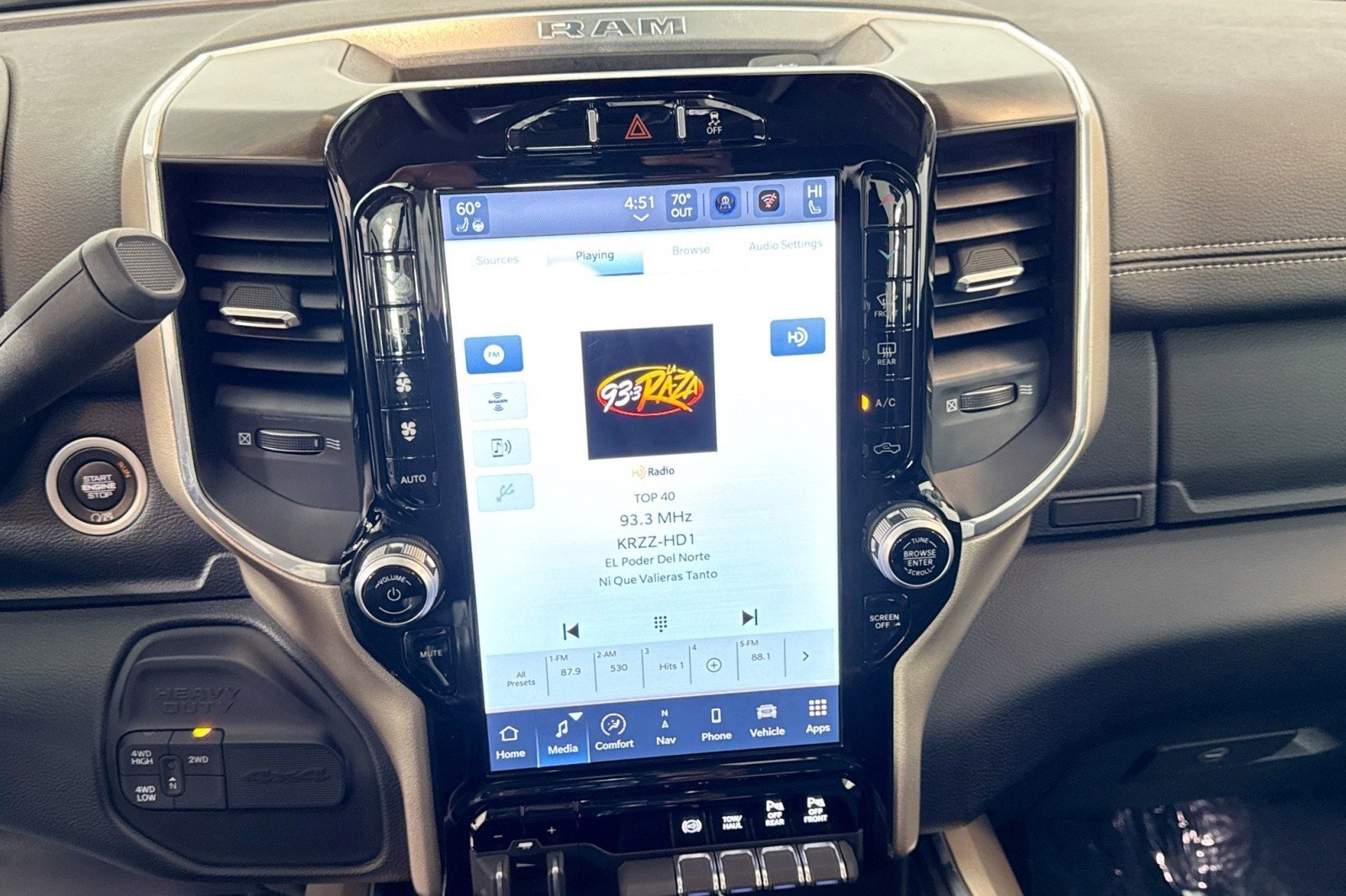 Used 2024 RAM 2500 Laramie AWD/4WD image 14