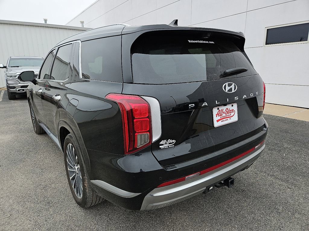 Used 2025 Hyundai Palisade Calligraphy image 5