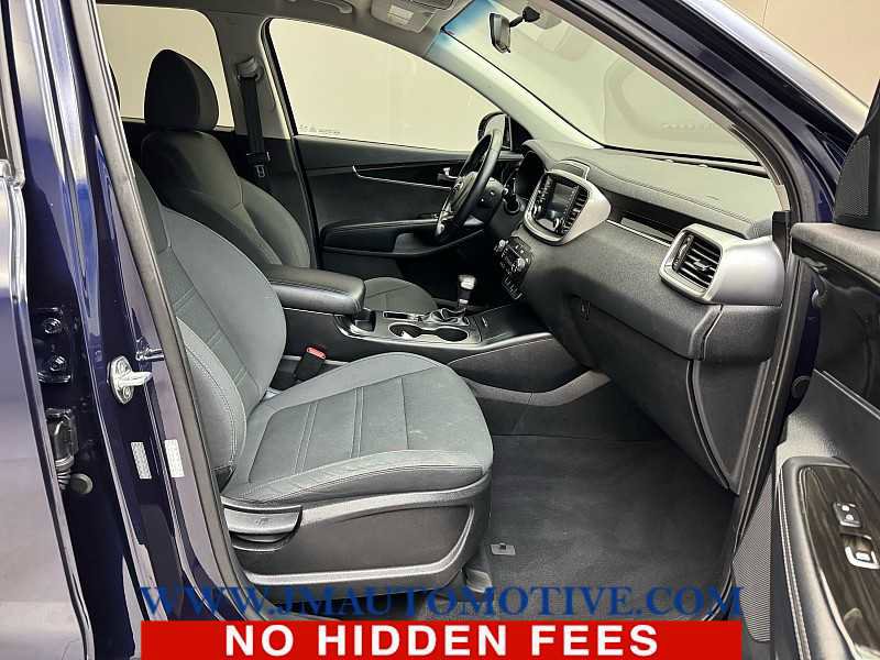 Used 2020 Kia Sorento S image 21