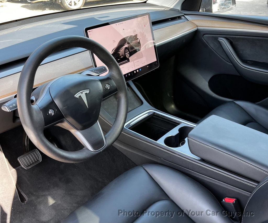 Used 2023 Tesla Model Y AWD image 13