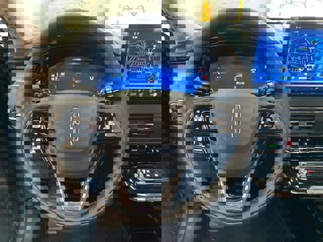 New 2025 Lincoln Corsair AWD w/ Equipment Group 101A image 18