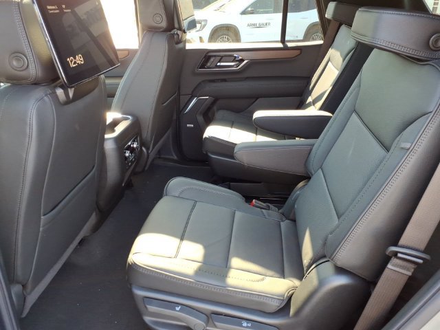 New 2027 GMC Yukon Denali w/ Denali Reserve Package AWD/4WD image 7