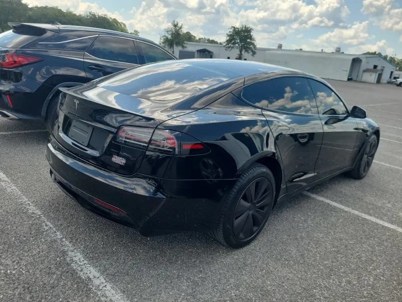 Used 2022 Tesla Model S Plaid AWD/4WD image 3