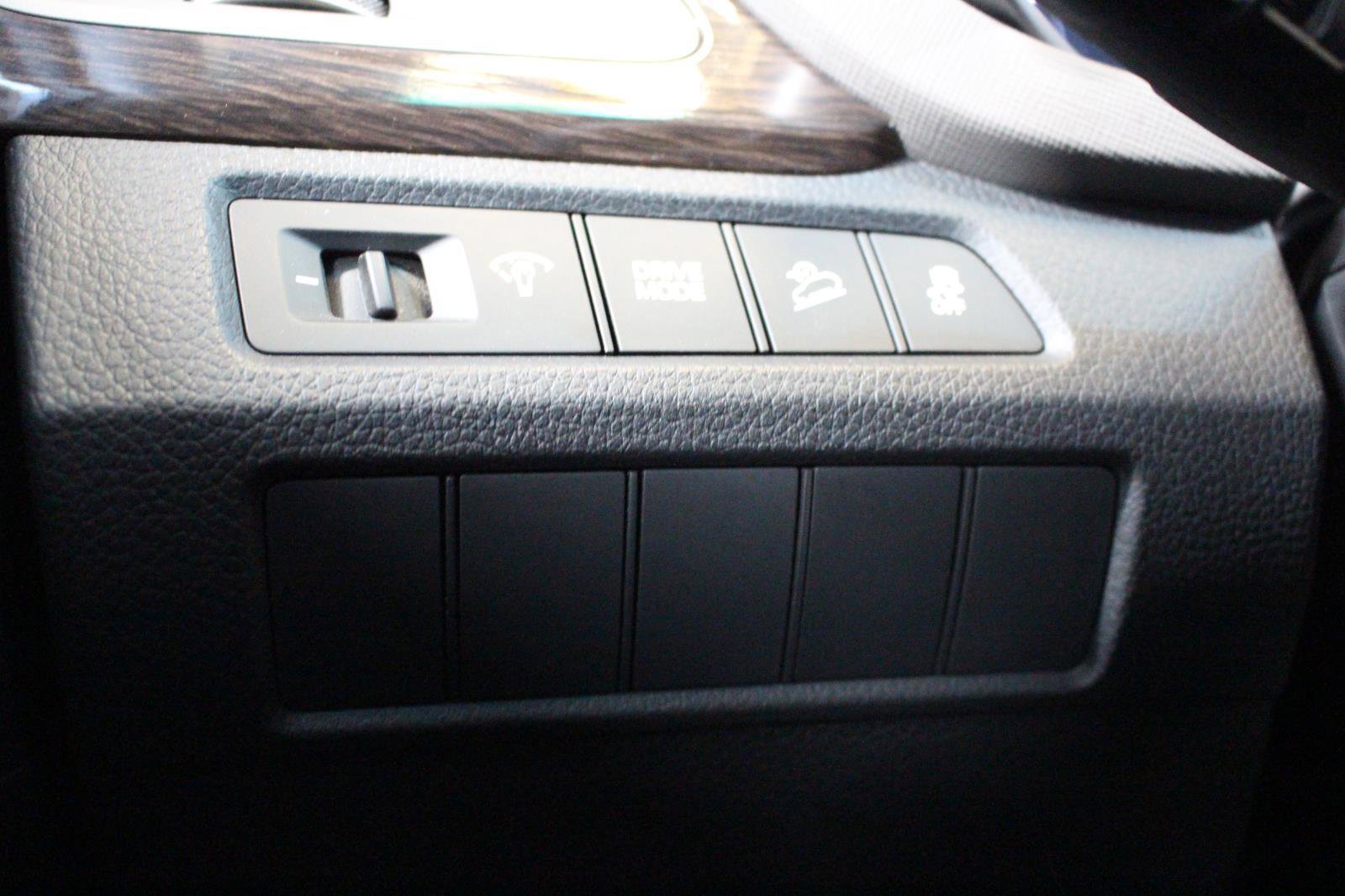 Used 2018 Hyundai Santa Fe Sport w/ 2.4L Value Package 02 image 27