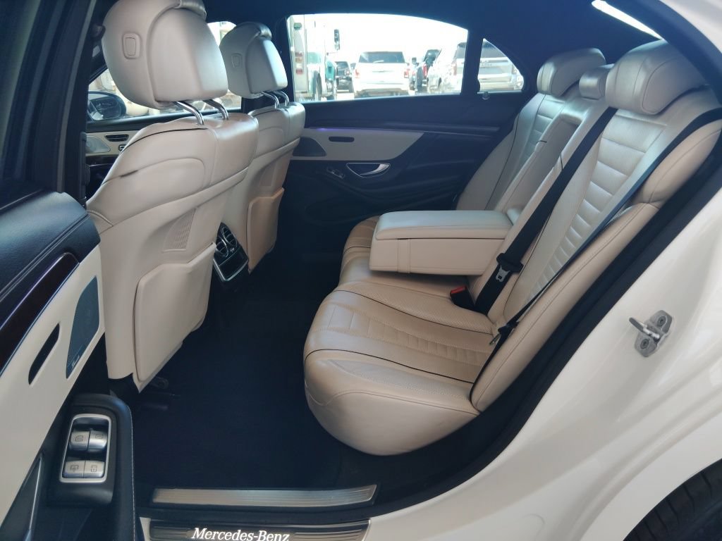 Used 2016 Mercedes-Benz S 550 Sedan image 17