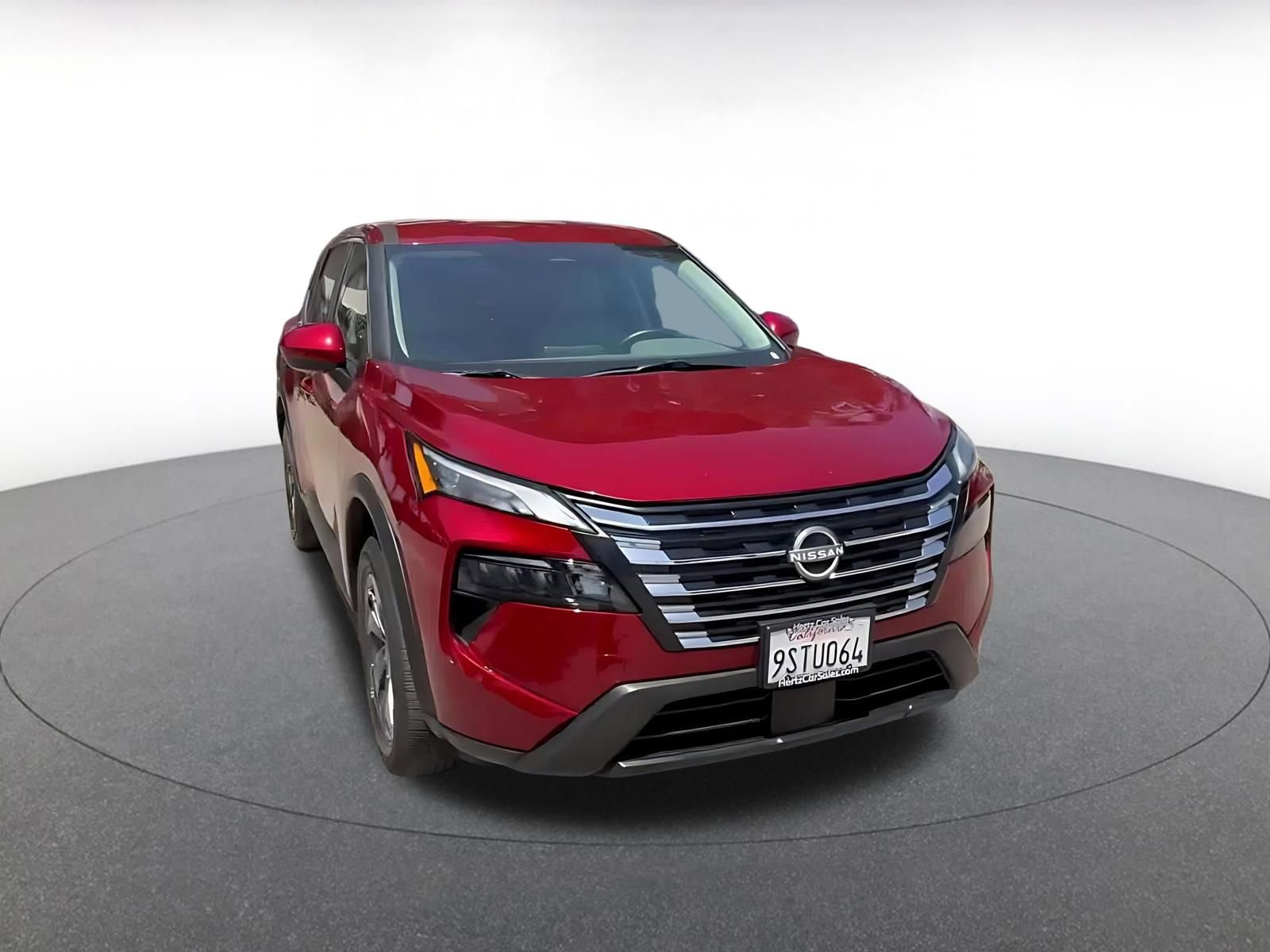 Used 2025 Nissan Rogue SV FWD image 3