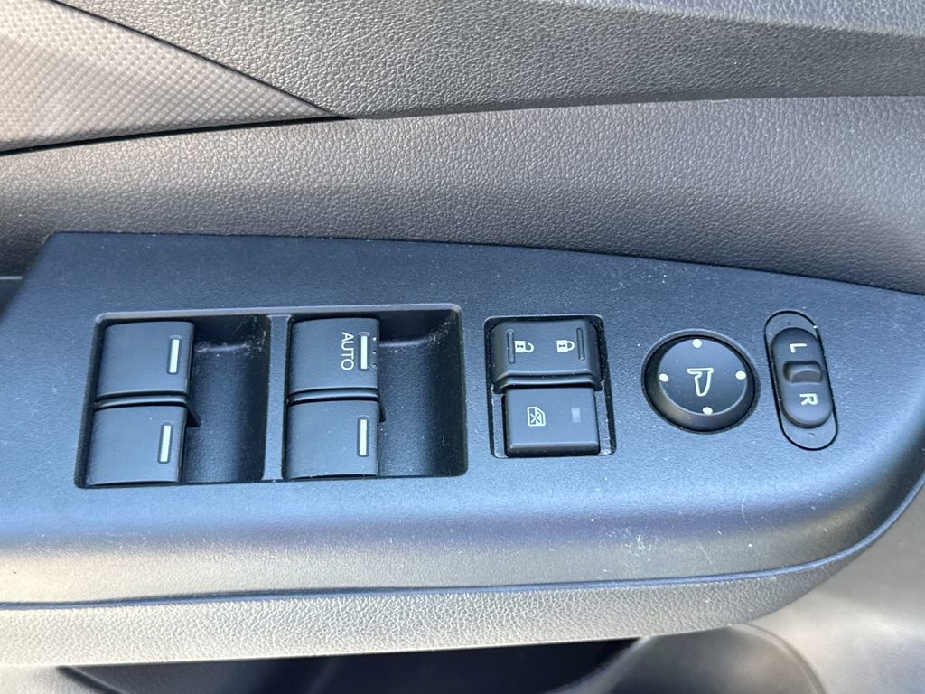 Used 2016 Honda CR-V SE image 14