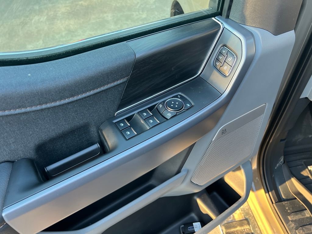 New 2026 Ford F150 Lariat image 12