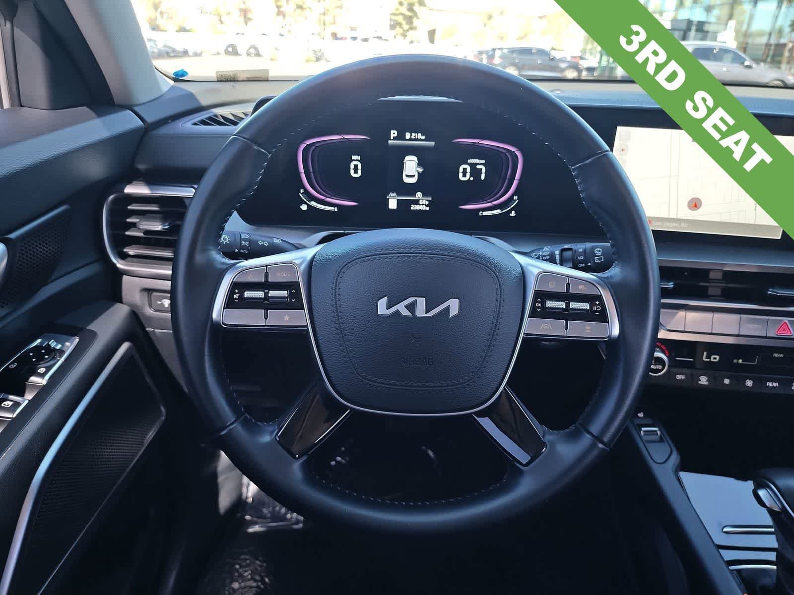 Used 2025 Kia Telluride S FWD image 19
