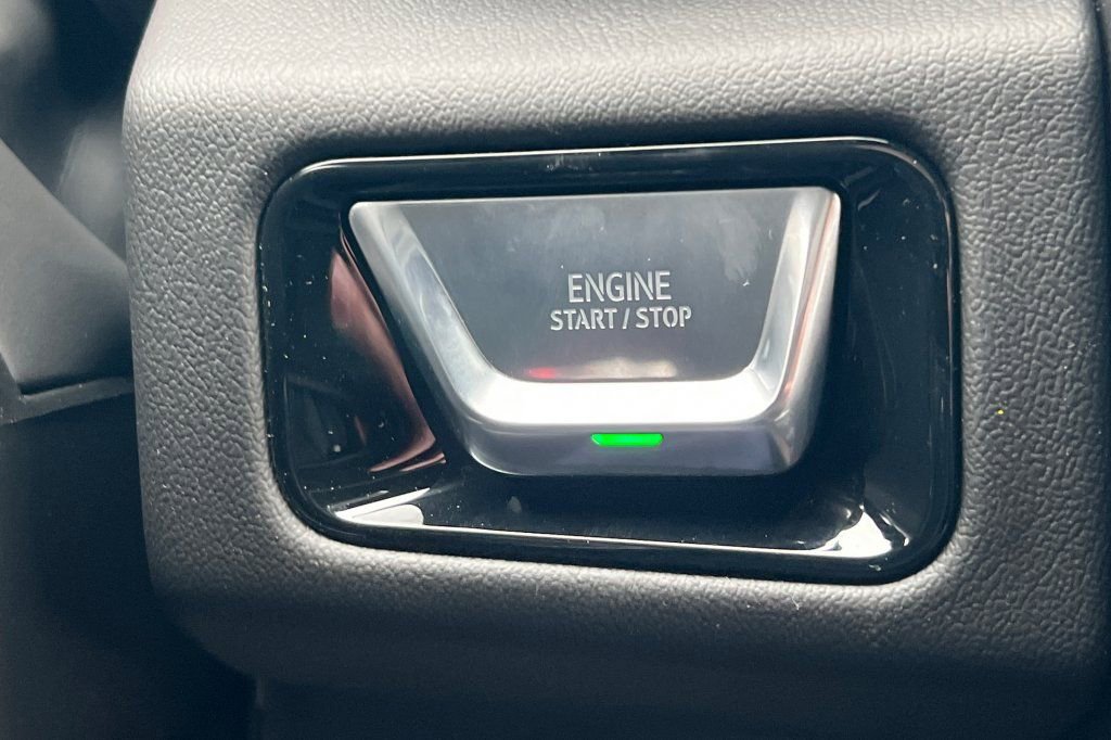 New 2026 GMC Yukon XL Denali image 21