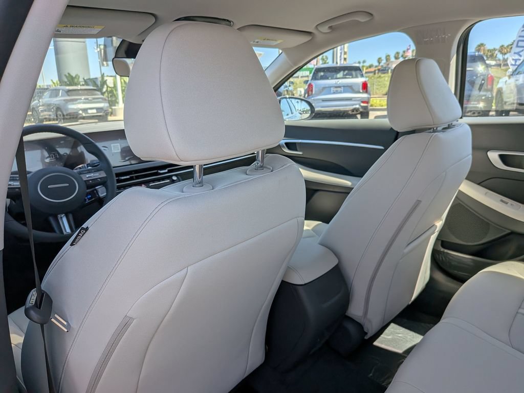 New 2026 Hyundai Sonata SEL FWD image 27