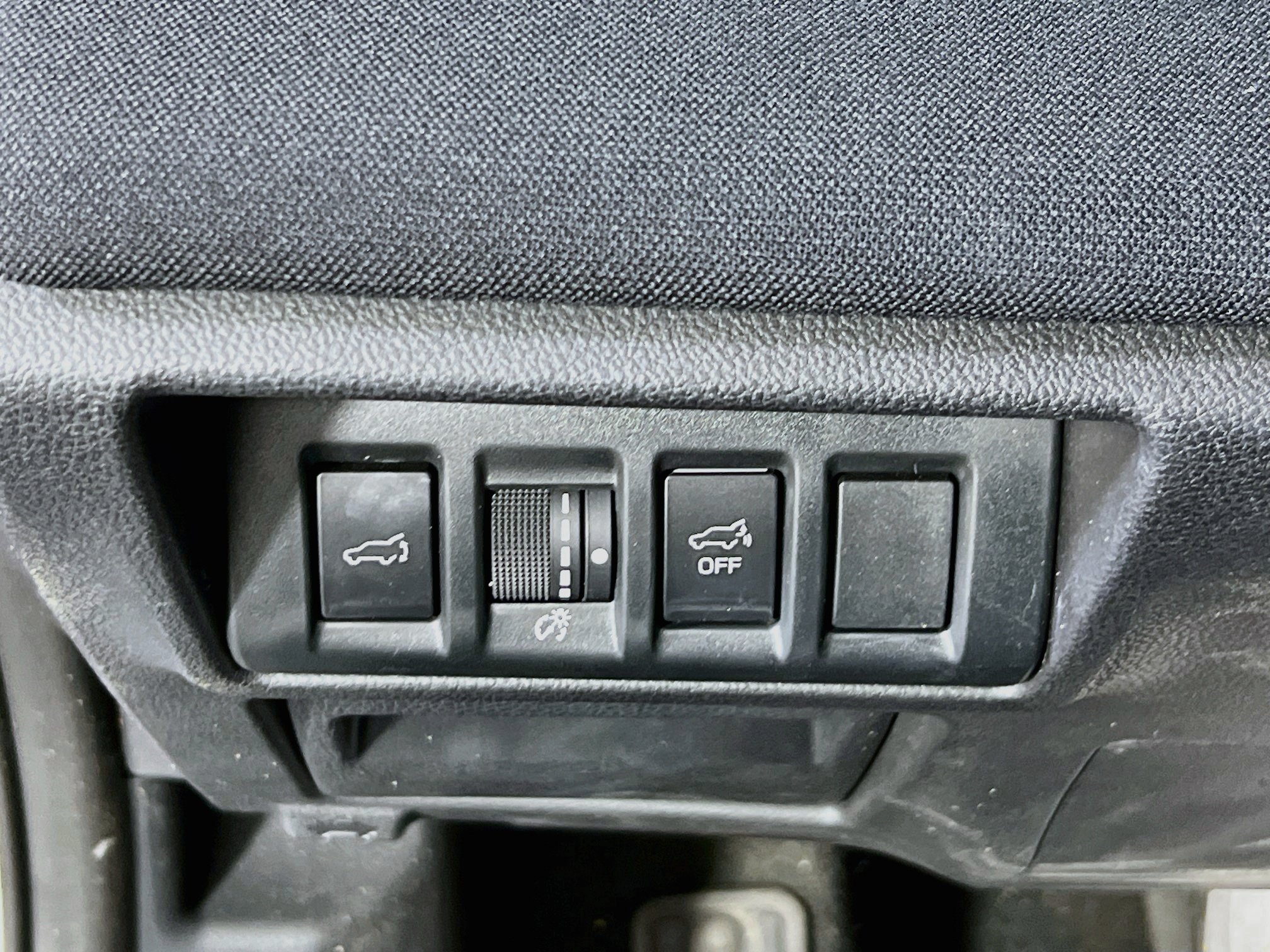 Used 2023 Subaru Outback Premium AWD/4WD image 10