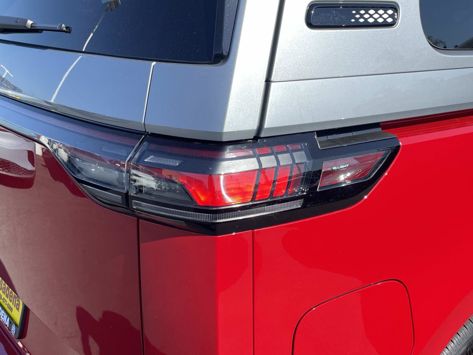 Certified 2025 Volkswagen ID. Buzz Pro S Plus AWD/4WD image 30