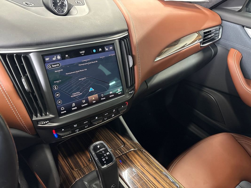 Used 2022 Maserati Levante GT image 39