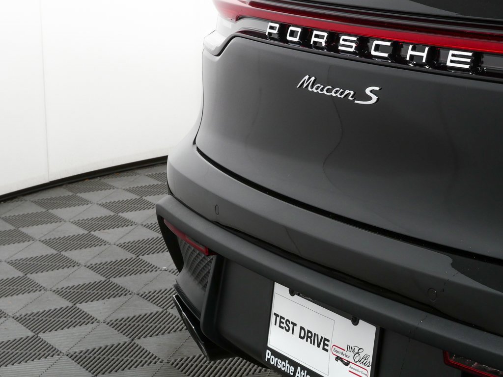 New 2026 Porsche Macan S image 38