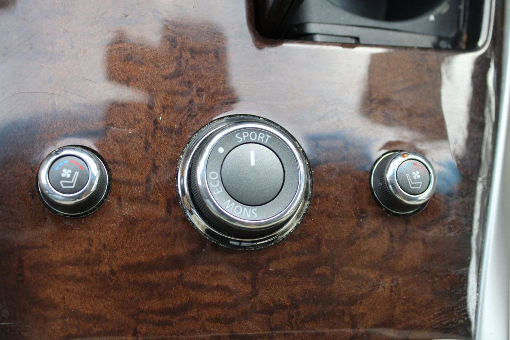 Used 2013 INFINITI JX35 AWD 4dr w/ Premium Pkg image 32