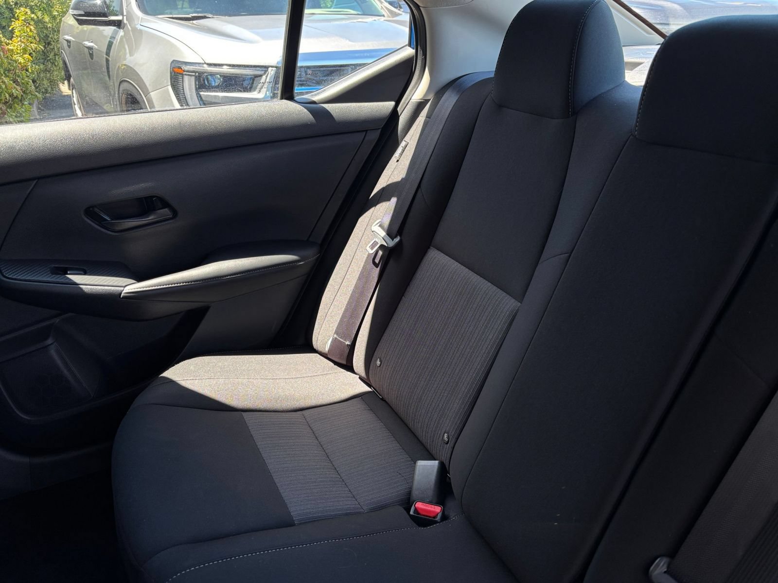 Used 2025 Nissan Sentra SV FWD image 38