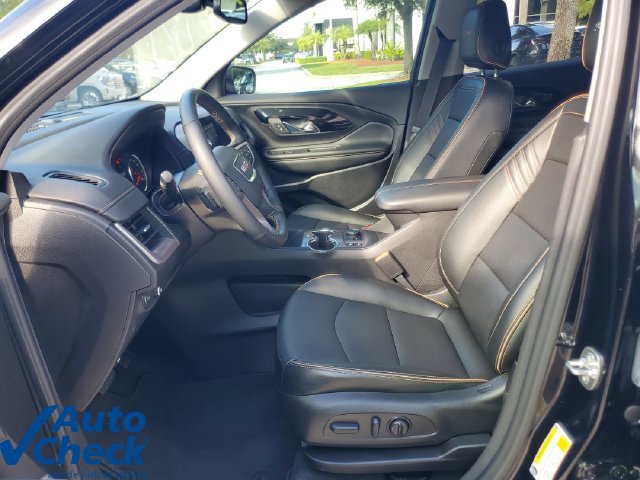 Used 2024 GMC Terrain AT4 AWD/4WD image 17