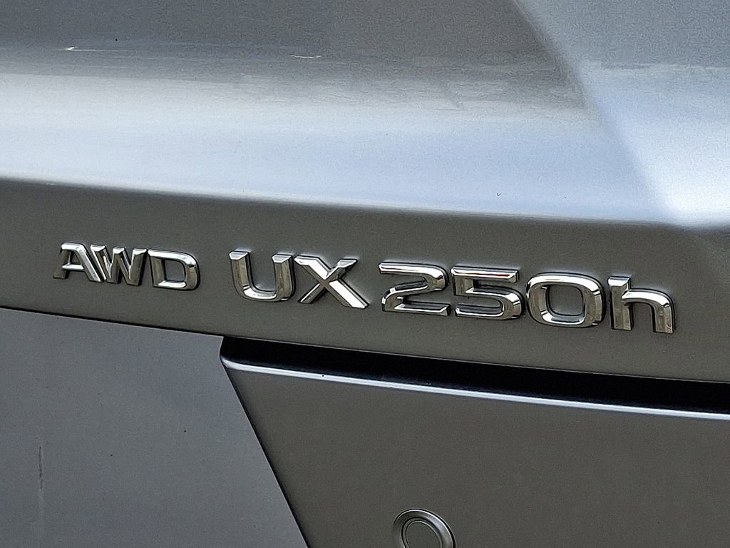 Used 2024 Lexus UX 250h AWD w/ Premium Package image 30