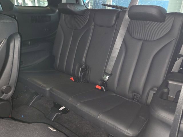 Used 2025 Hyundai Palisade Calligraphy FWD image 24