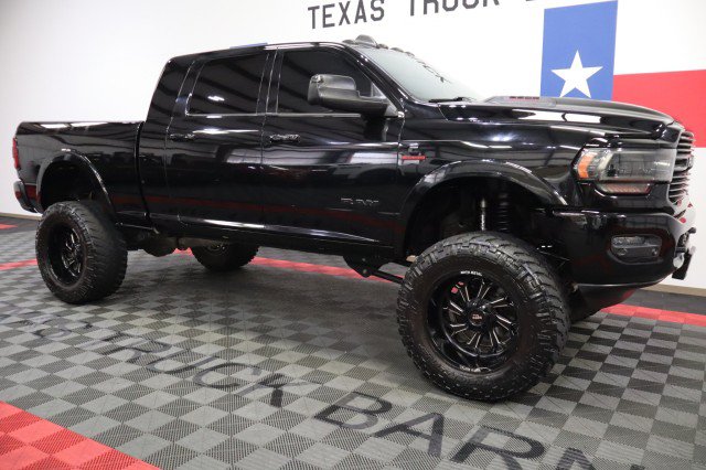 Used 2019 RAM 2500 Laramie w/ Black Appearance Package AWD/4WD image 20