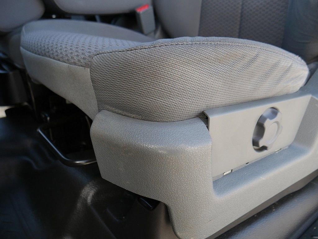 Used 2013 Ford F150 STX w/ Mid Equipment Group AWD/4WD image 12