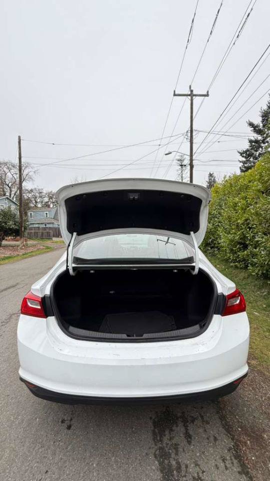 Used 2023 Chevrolet Malibu LT FWD image 5