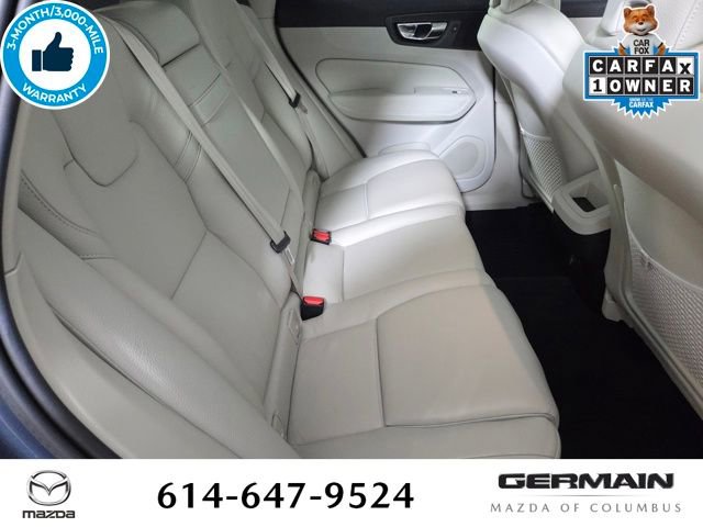 Used 2020 Volvo XC60 T5 Momentum w/ Protection Package Premier image 20