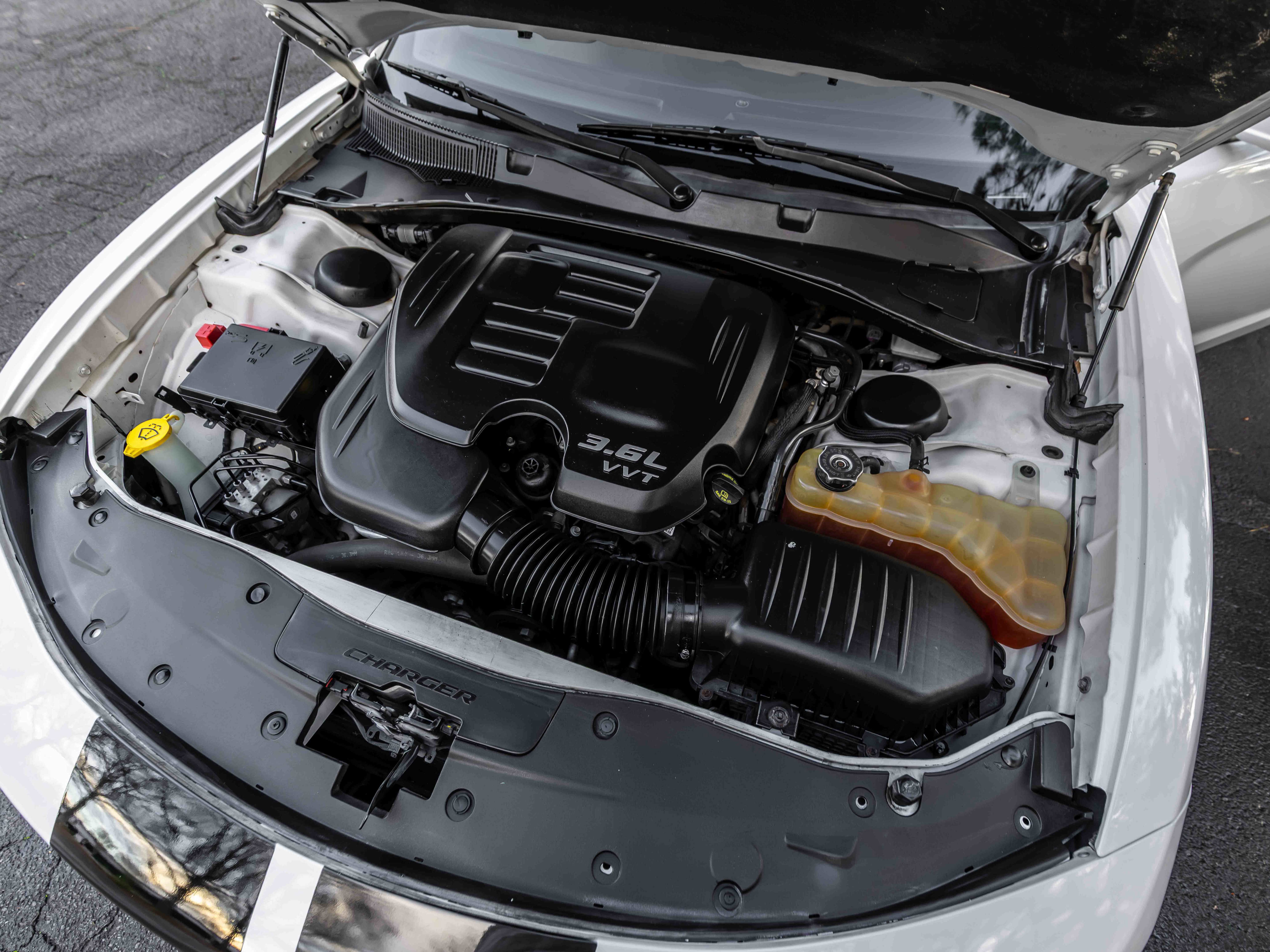 Used 2019 Dodge Charger SXT w/ Leather Interior Group image 65