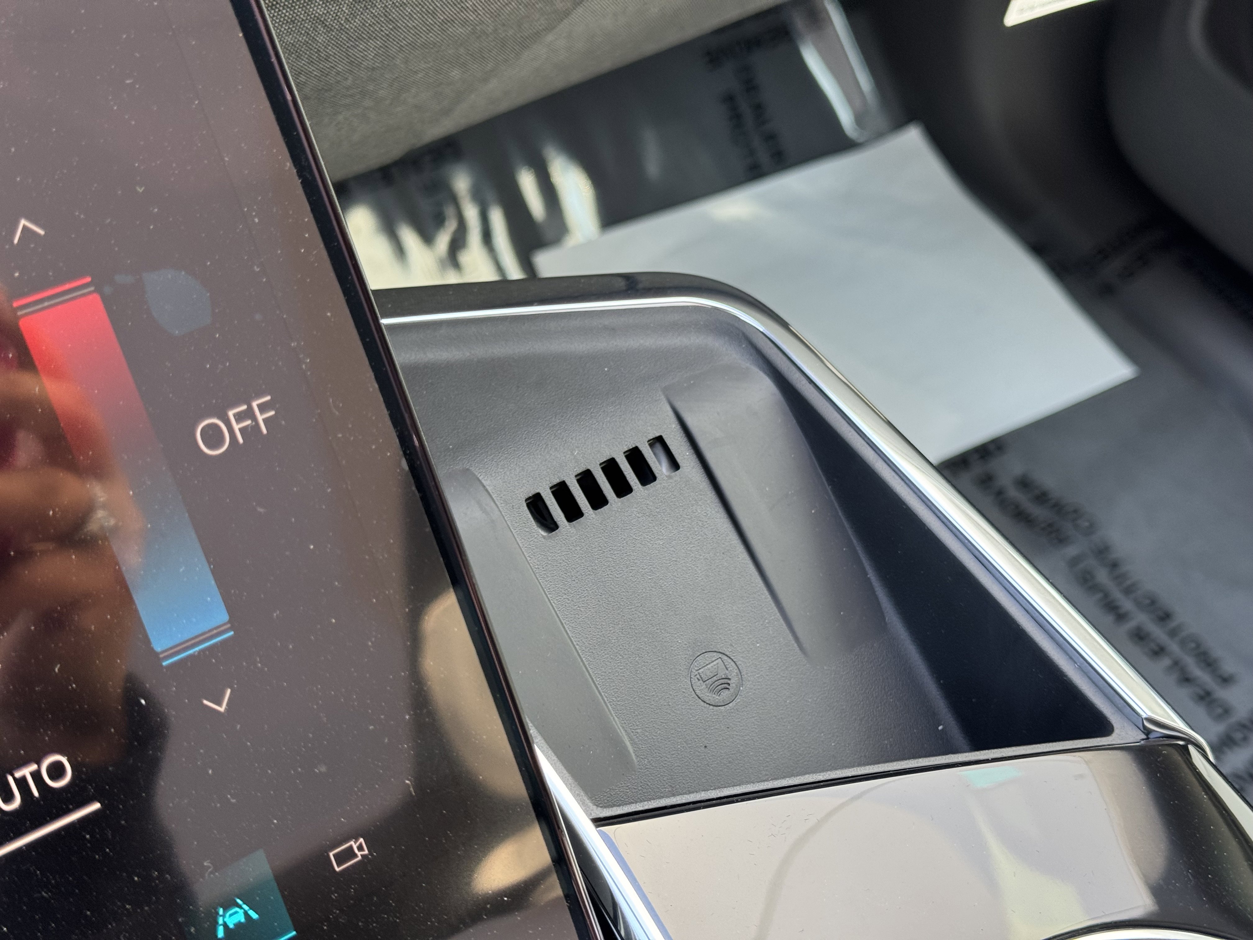 New 2026 Cadillac Escalade IQ Sport 1 w/ LPO, Floor Liner Package AWD/4WD image 30