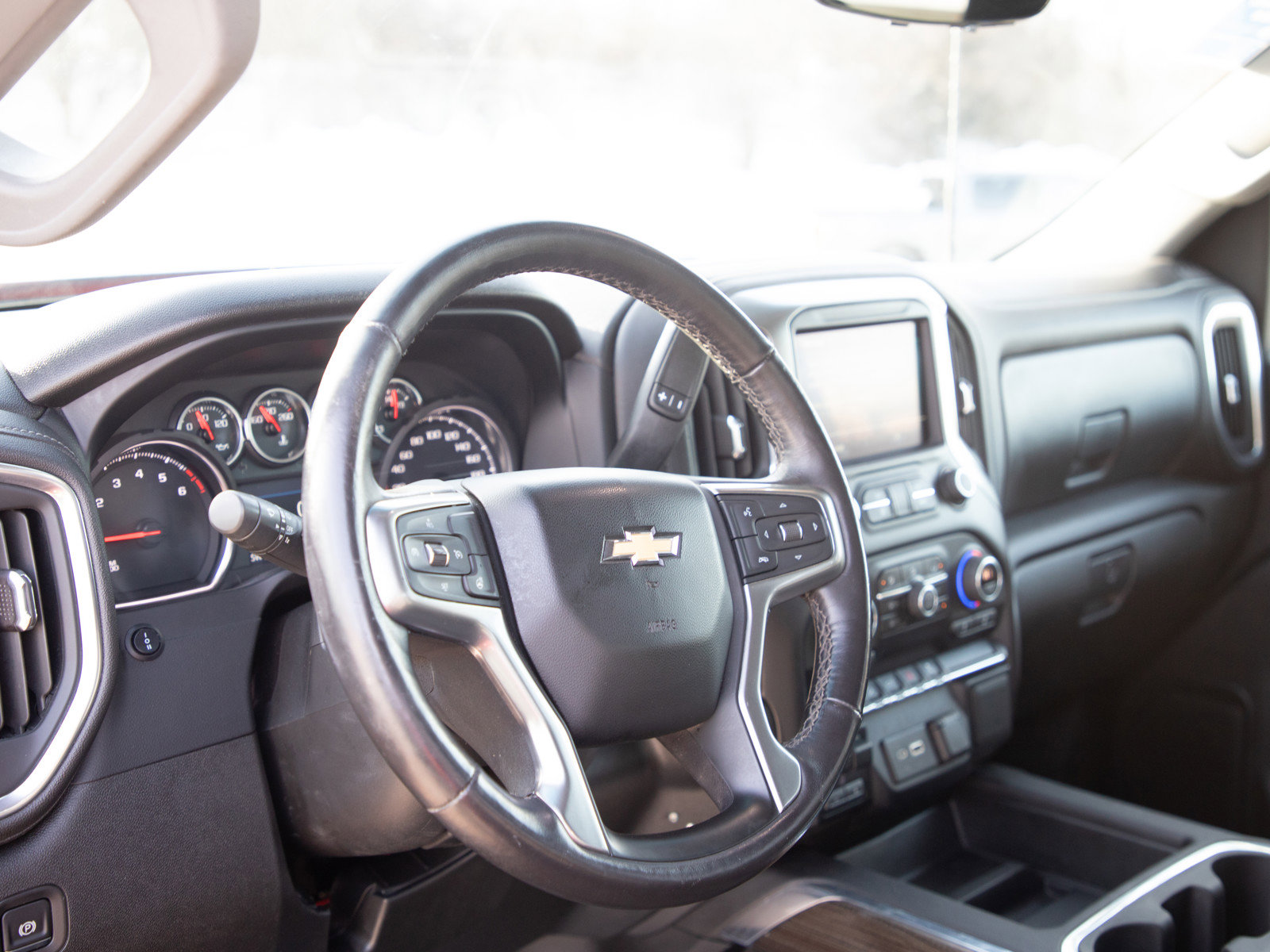 Used 2021 Chevrolet Silverado 2500 LT w/ Convenience Package image 19