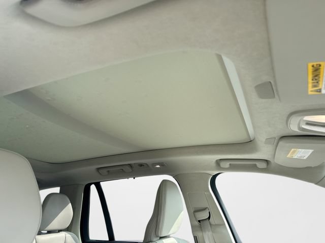 Certified 2024 Volvo XC90 B6 Ultimate w/ Lounge Package AWD/4WD image 20