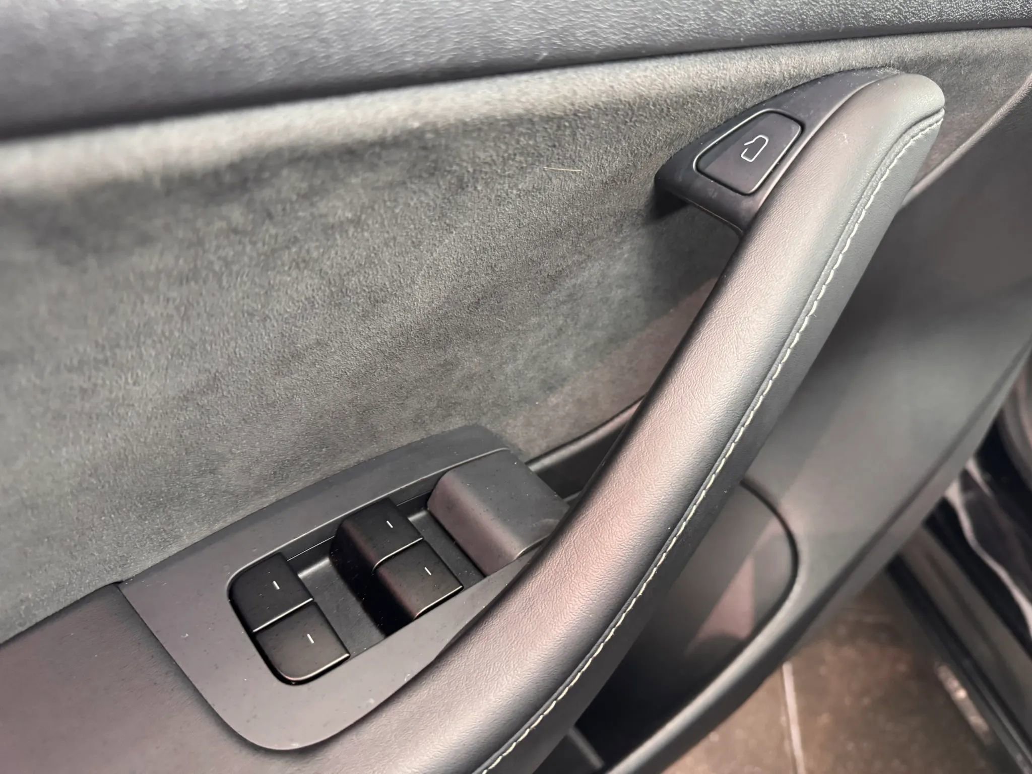 Used 2021 Tesla Model 3 Standard Range Plus image 22