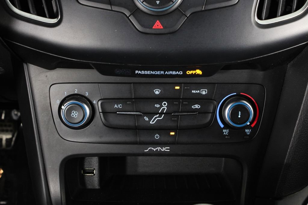 Used 2015 Ford Focus ST image 22