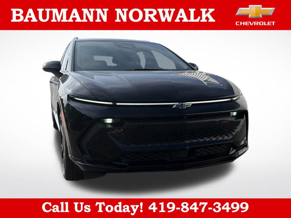 Used 2024 Chevrolet Equinox EV RS w/ Active Safety Package 3 FWD image 2