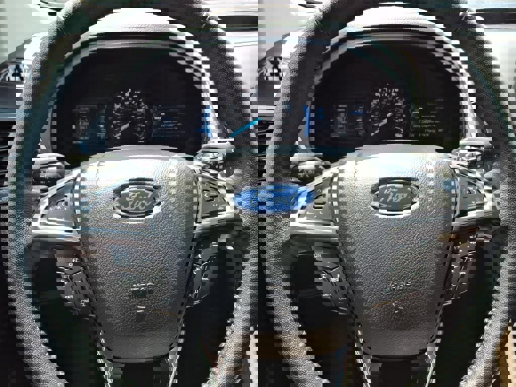 Used 2024 Ford Edge SEL image 15
