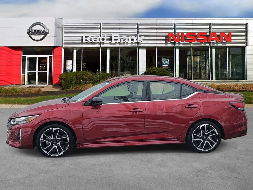 Used 2024 Nissan Sentra SR w/ SR Premium Package FWD image 5