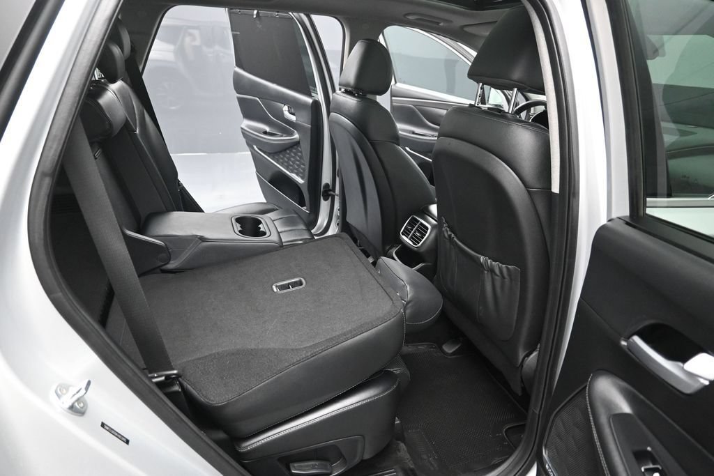 Used 2019 Hyundai Santa Fe Limited FWD image 32